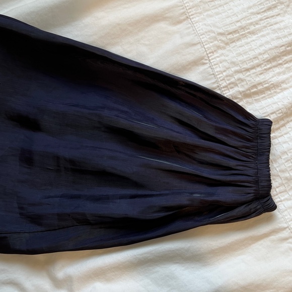 Dark navy blue satin chiffon abaya from Dubai - Picture 4 of 4